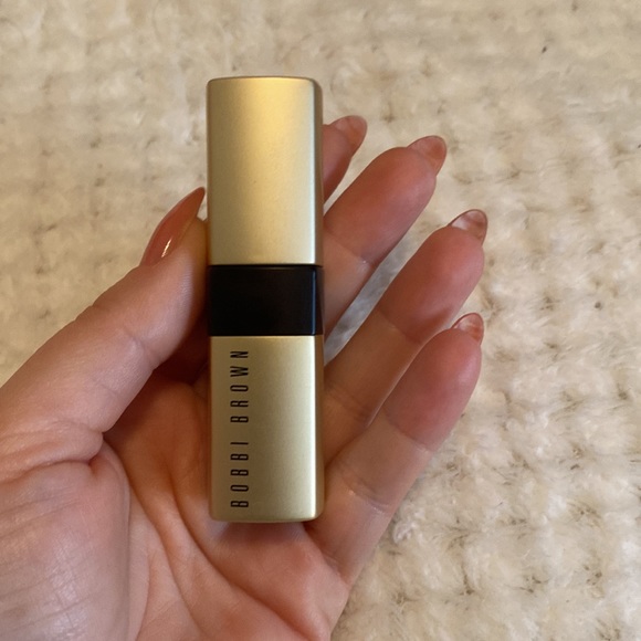 Bobbi brown - LUXE MATTE Lipstick - semi naked - Picture 4 of 7